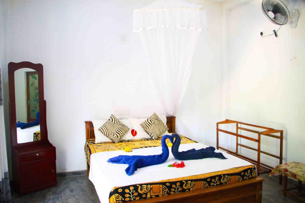 Amba Sewana Homestay Sigiriya Exterior foto